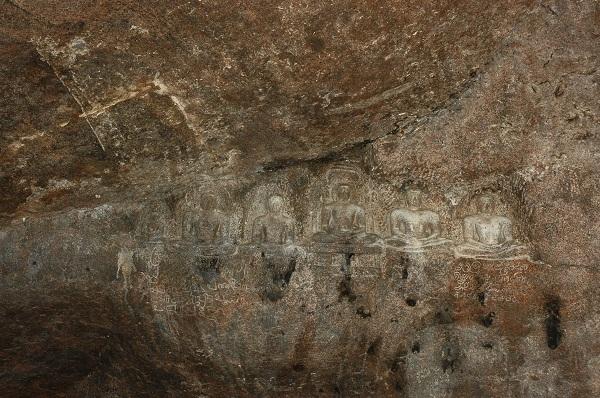 வள்ளிமலைக் குகைகள்