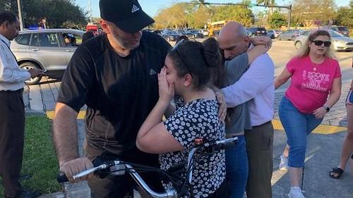 அமெரிக்கா துப்பாக்கி சூடு அமெரிக்கா துப்பாக்கி சூடு