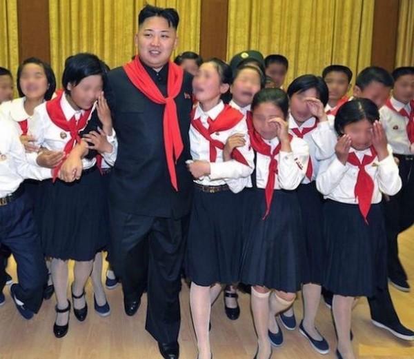 டீன் ஏஜ் பெண்களைக் கொண்ட ரகசிய அணி