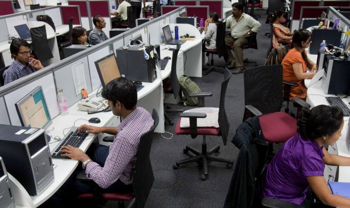 நாற்காலி அமர்ந்தே இருப்பது