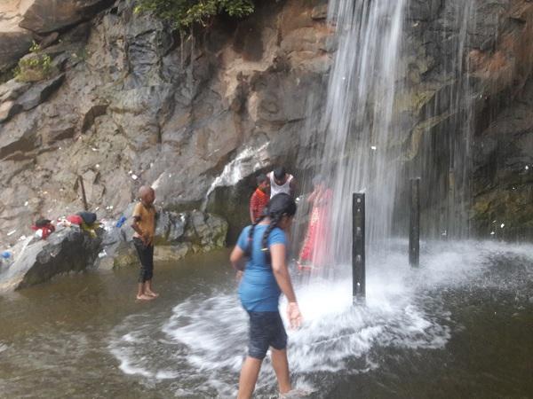 ஜலகம்பாறை