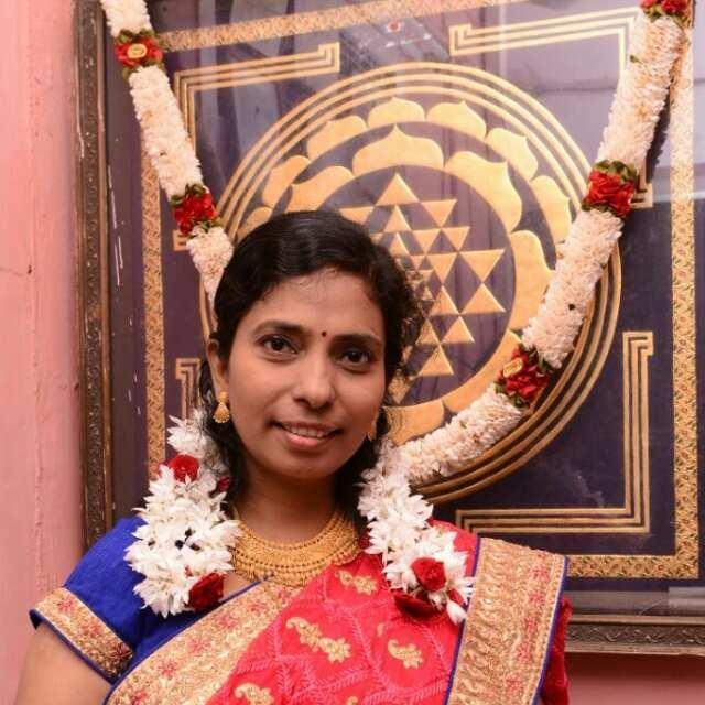 ஜோதிடர்