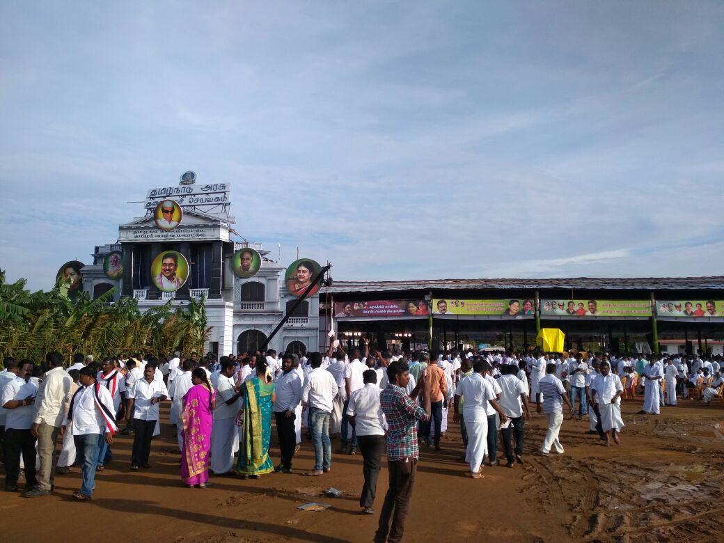 டி.டி.வி. தினகரன்