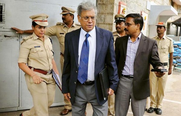 வினய்குமார் கமிஷன்