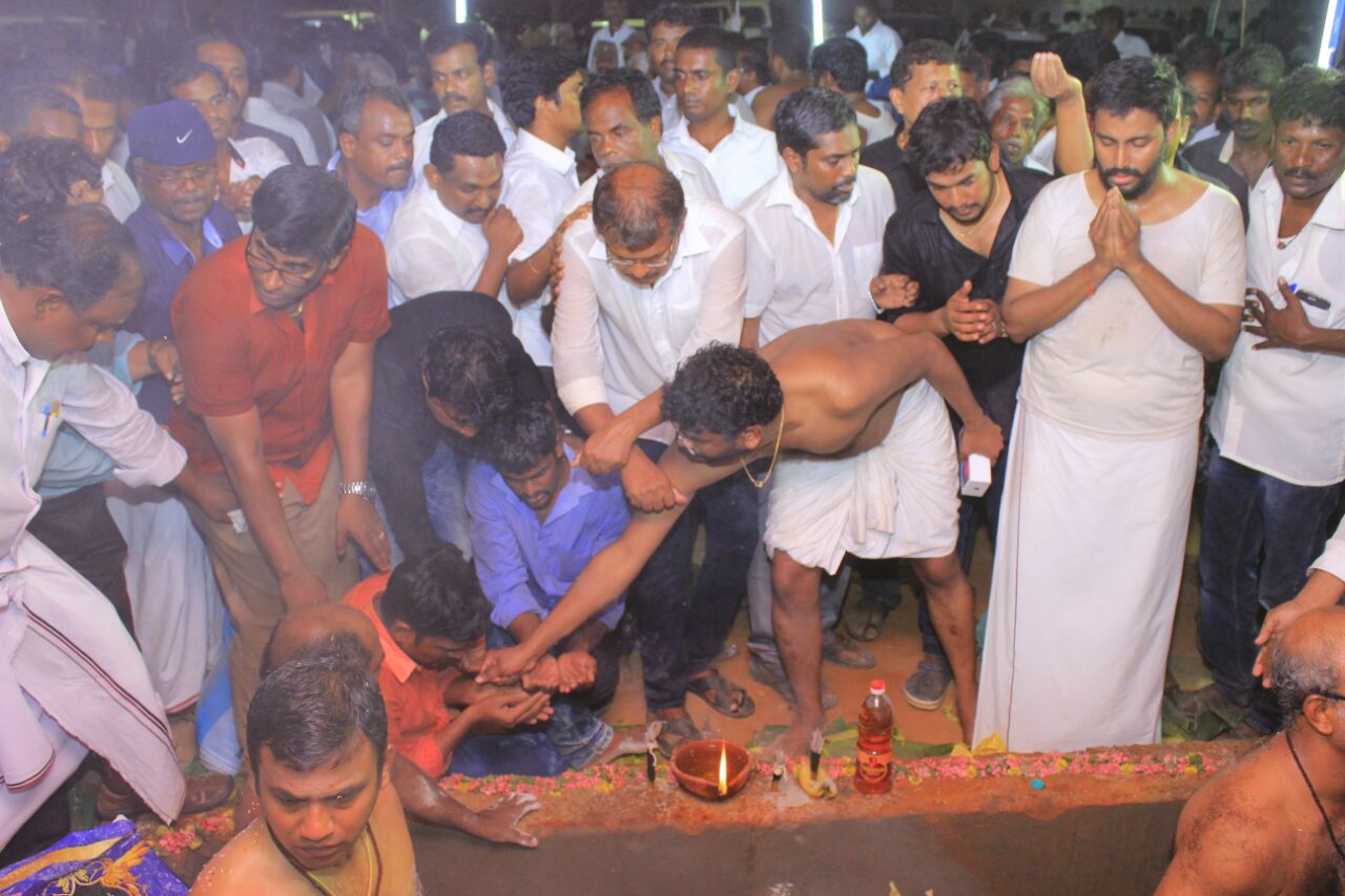 a496b870-cd19-40c1-ac53-2446dab5750c_213