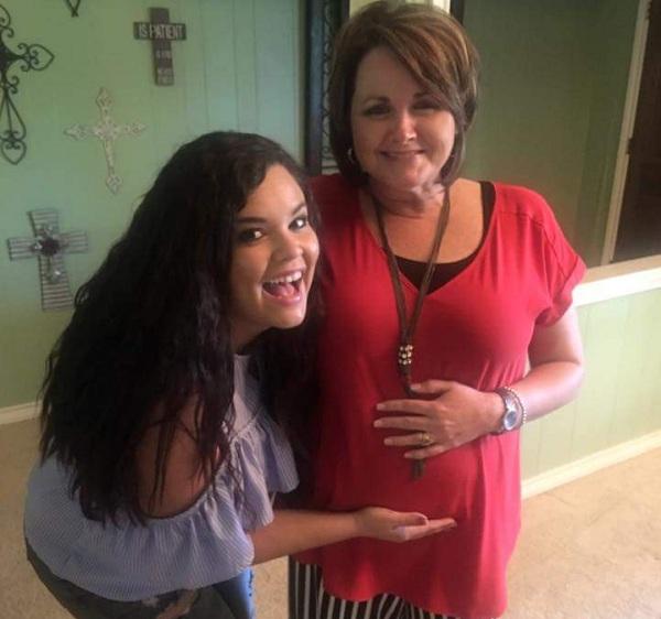 kayla jones uses mother in law as surrogacy