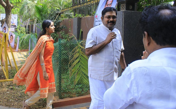 சசிகலா