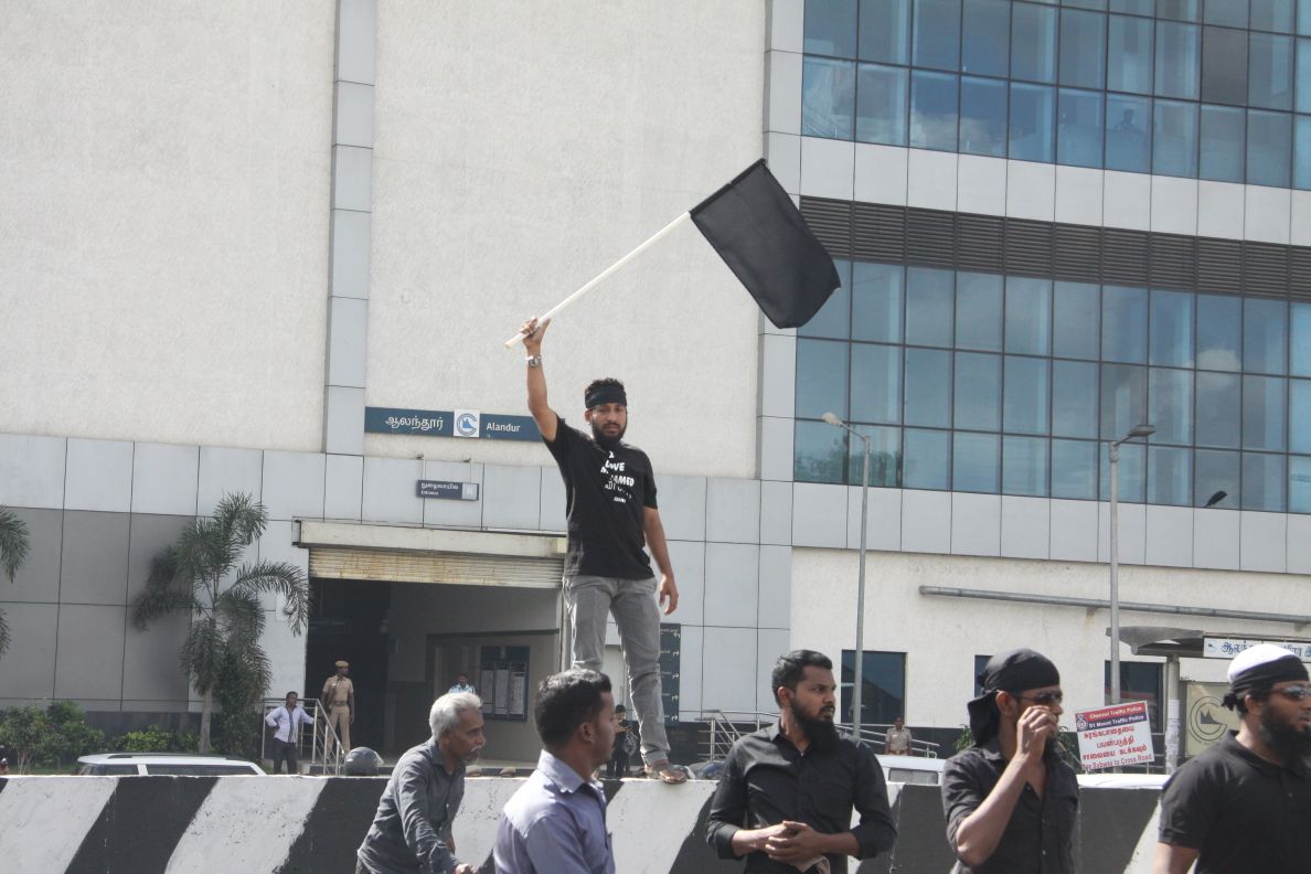 2b50cb8e-0ced-4e9d-b65a-2cf9c7e9dfd2_092