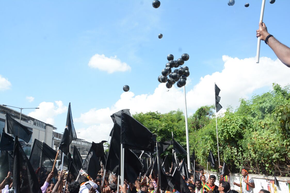 dfd32e39-431c-40f8-a4a0-2bfa5fde132e_1_0