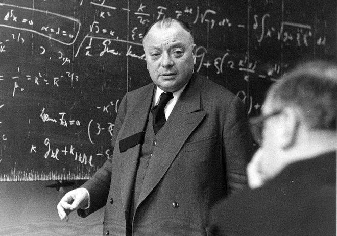 நியூட்ரினோ - உல்ஃப் கேங்க் பாலி