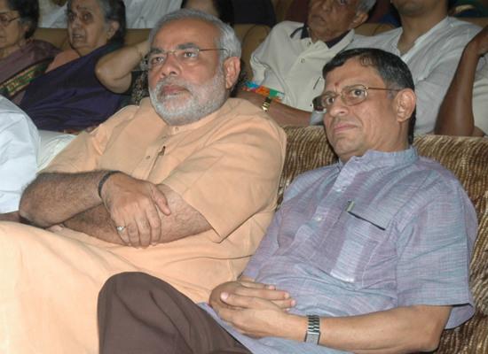 மோடி குருமூர்த்தி