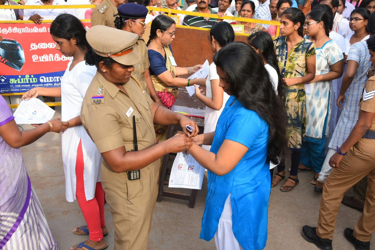 நீட் தேர்வு