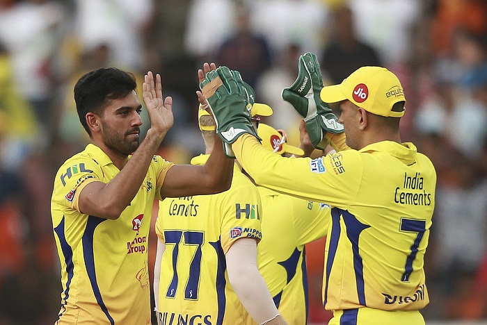 சென்னை அணி வீரர்கள்