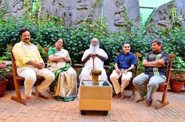 பாலகுமாரன்