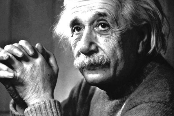 ஐன்ஸ்டீன்
