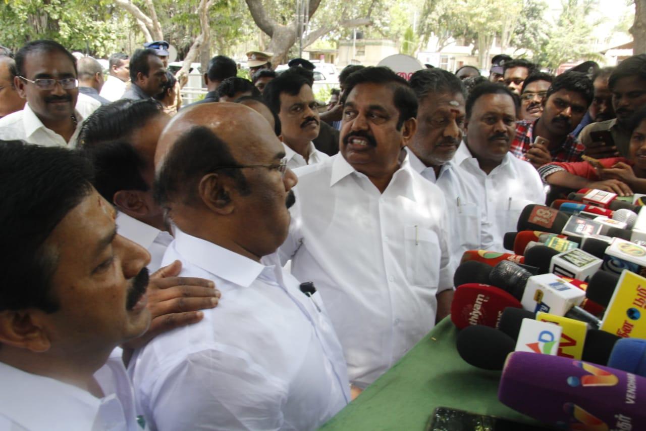 பழனிசாமி