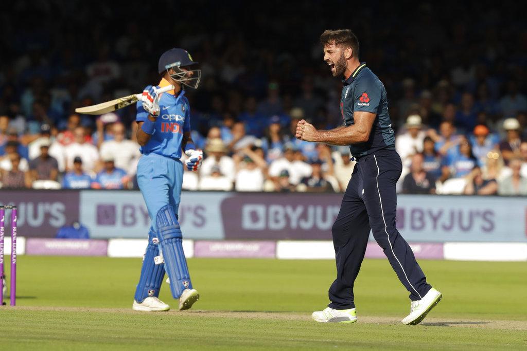 தோனி ரெய்னா