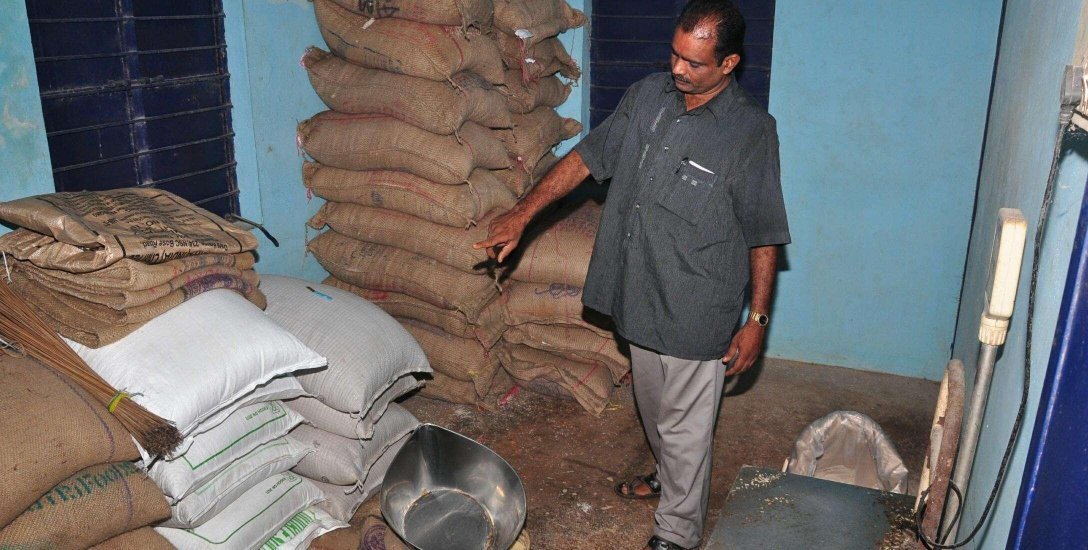 தொடர்கதையாகும் ரேஷன் அரிசி கடத்தல்... என்ன செய்யப்போகிறது அரசு?