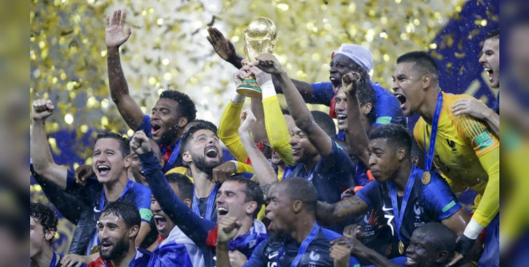 ரஷ்யாவில் கர்ஜித்த இளம் சிங்கங்கள்... இனி கால்பந்துக்கு பிரான்ஸ்தான் ராஜா! #WorldCupFinal