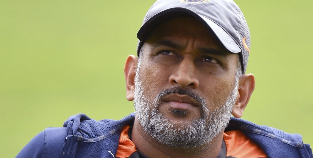 2019 உலகக் கோப்பை அணியில் தோனி... வேண்டும் 5 காரணங்கள்... வேண்டாம் 5 காரணங்கள்!