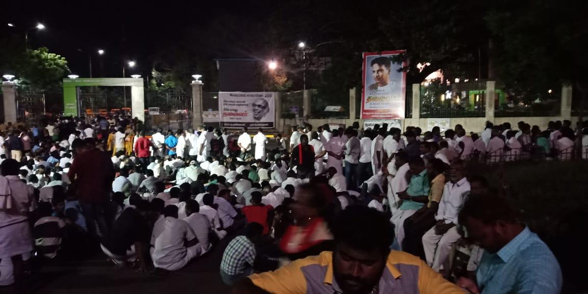 10586637-170a-4e88-9f78-92c588fda13f_052