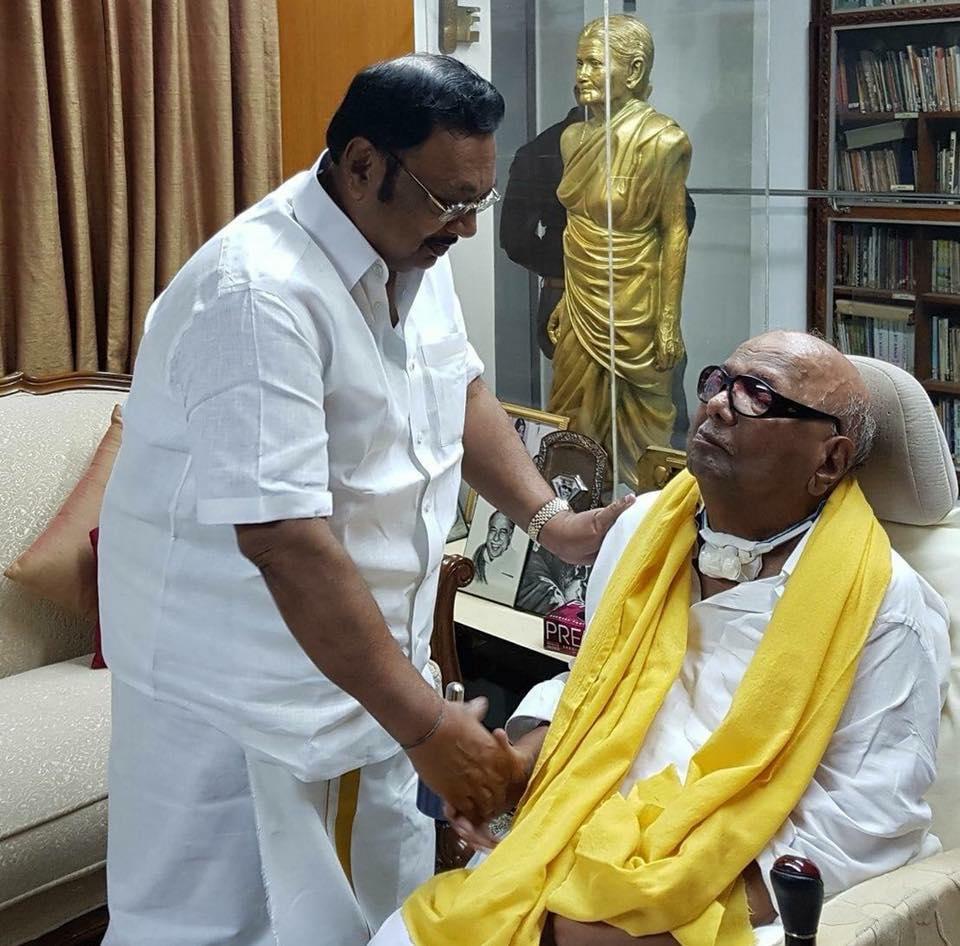 கருணாநிதியுடன்