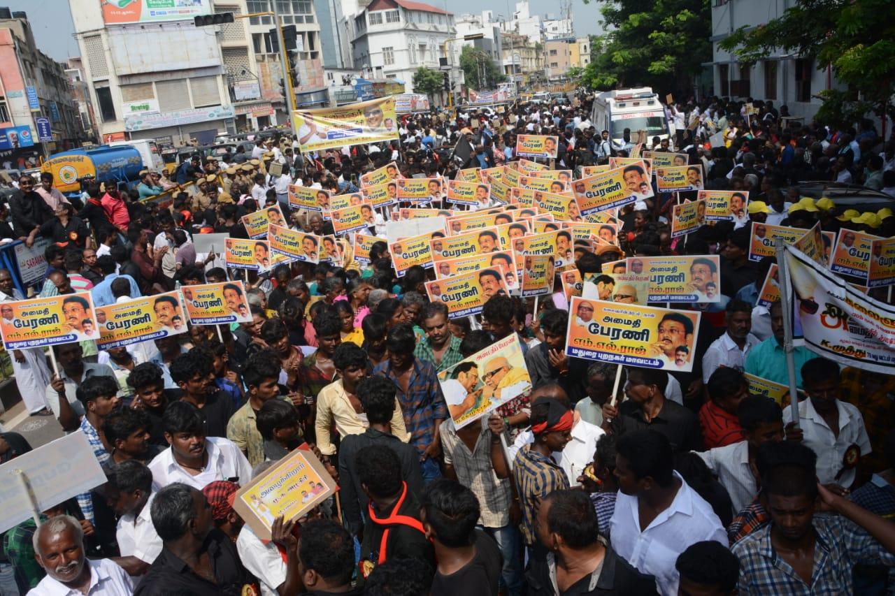 அழகிரியின் அமைதிப் பேரணி