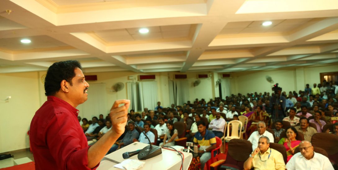 ``வேள்பாரிக்காக வரலாற்றை மீறுவேன்!