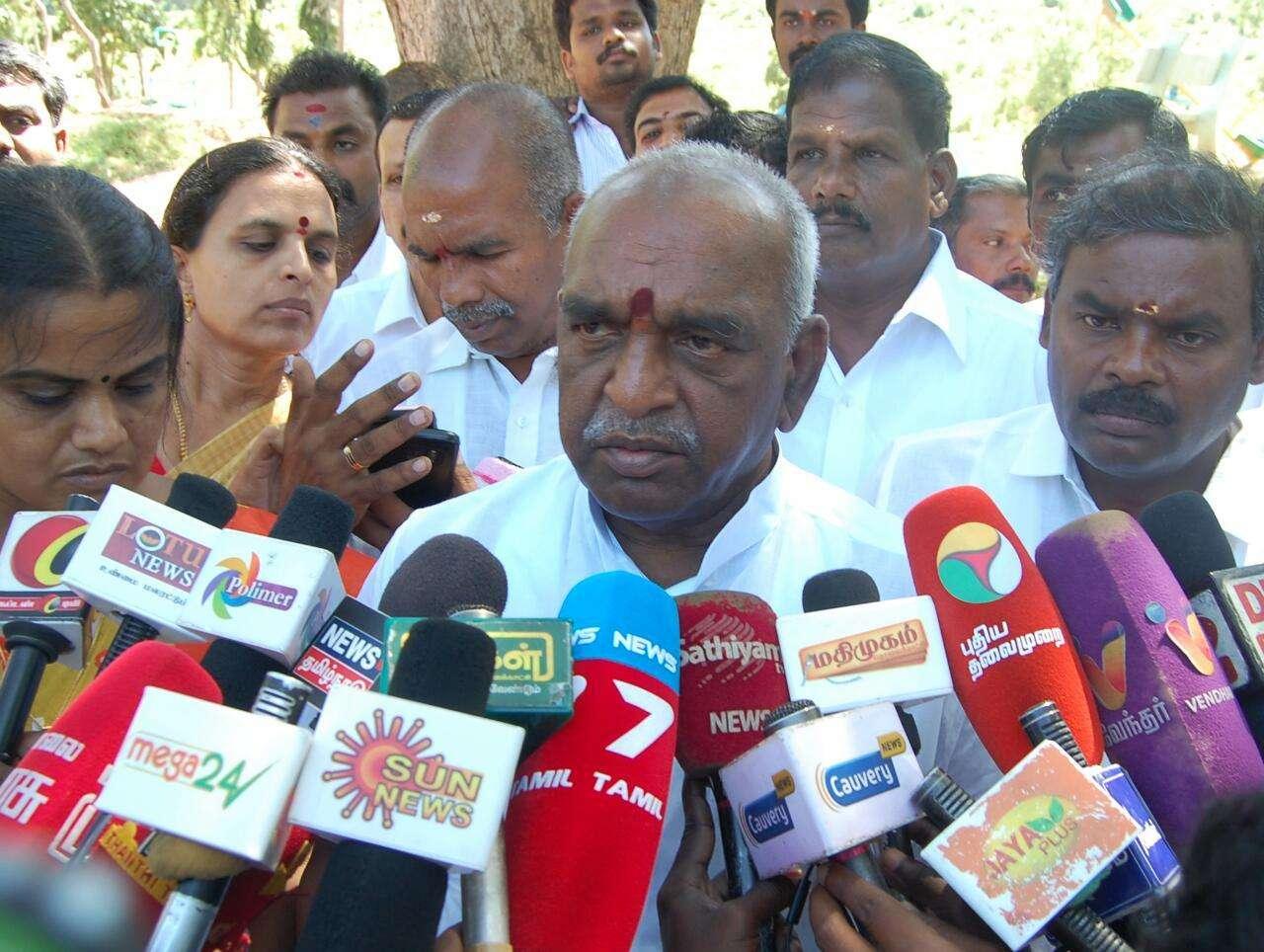 பொன்.ராதாகிருஷ்ணன் பொன்.ராதாகிருஷ்ணன்