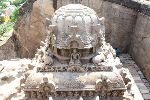 கழுகுமலை வெட்டுவான் கோயில்