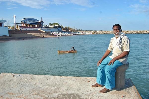சாகித்ய அகாடமி விருது பெற்றவன் ...