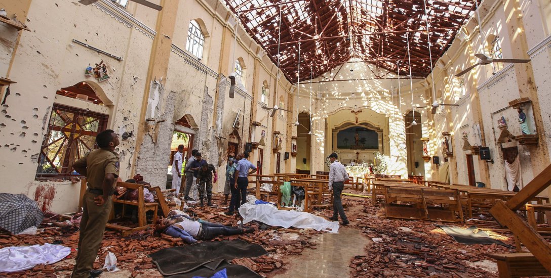 ``முன்னெச்சரிக்கை அளித்தும் இலங்கை அரசு தடுக்காதது ஏன்?'' - இலங்கையிலிருந்து கவிஞர் தீபச்செல்வன்