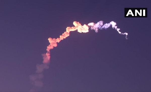 விண்ணில் பாய்ந்த செயற்கைக்கோள்